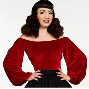 Pinup Couture Swann top in bright red sz L NWOTs